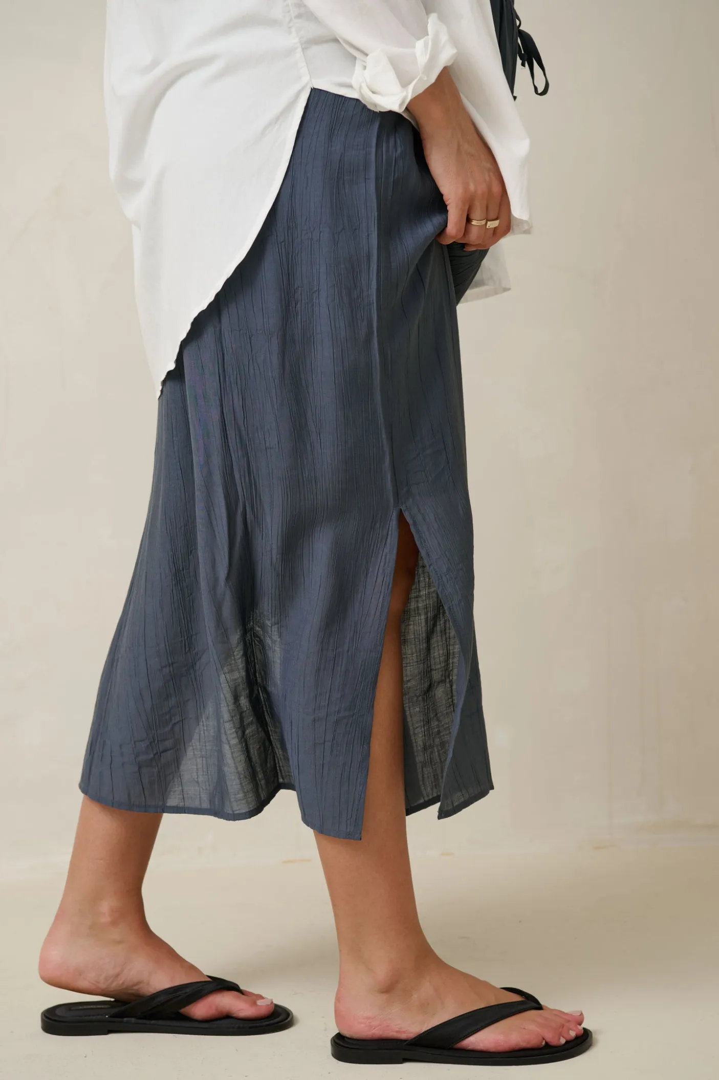 Ease Away Crinkle Skirt - Steel Blue