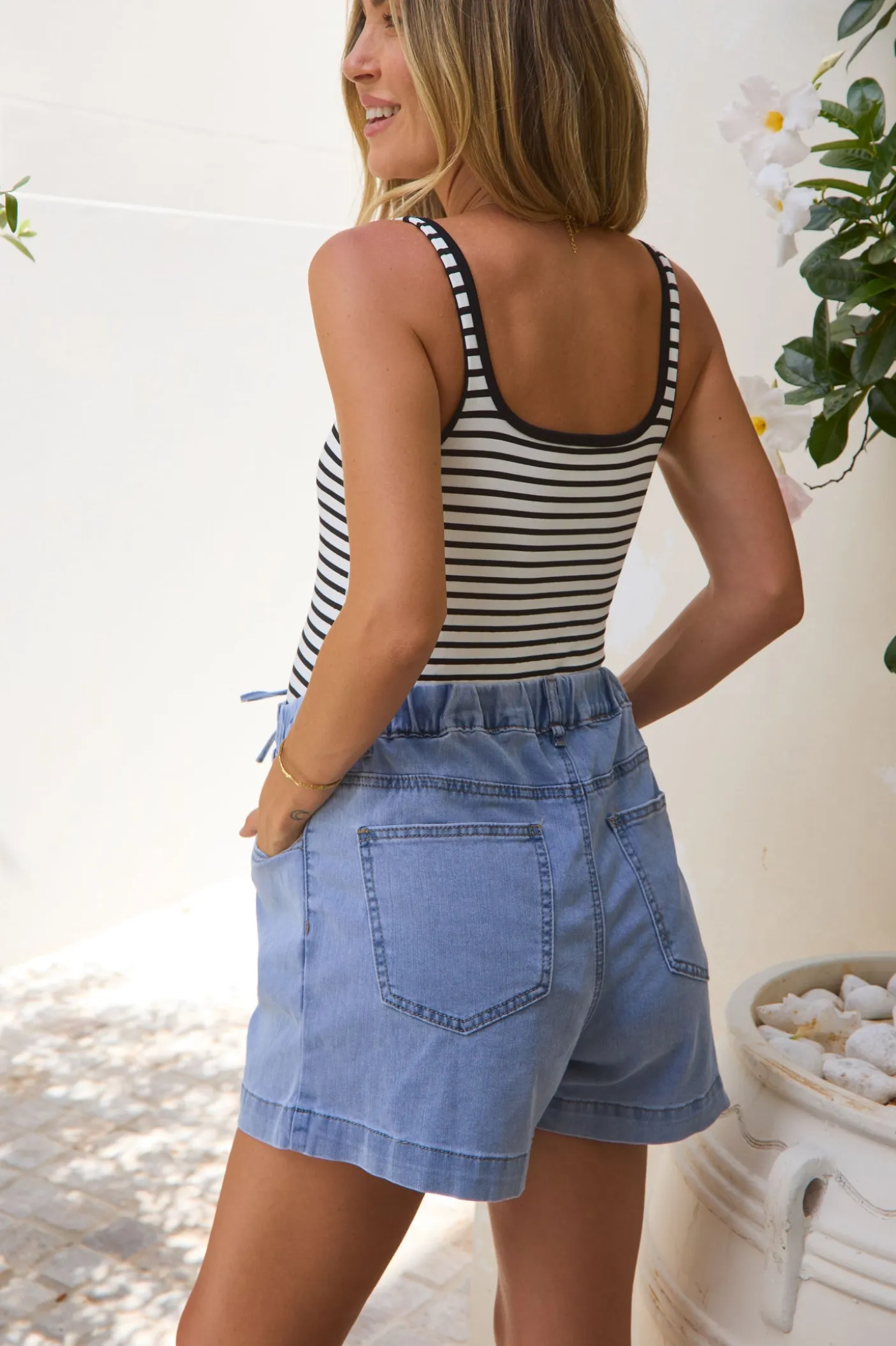 Frequent High Waist Short -Light Blue