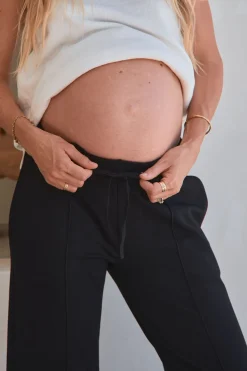 High Road Cropped Pant - Black