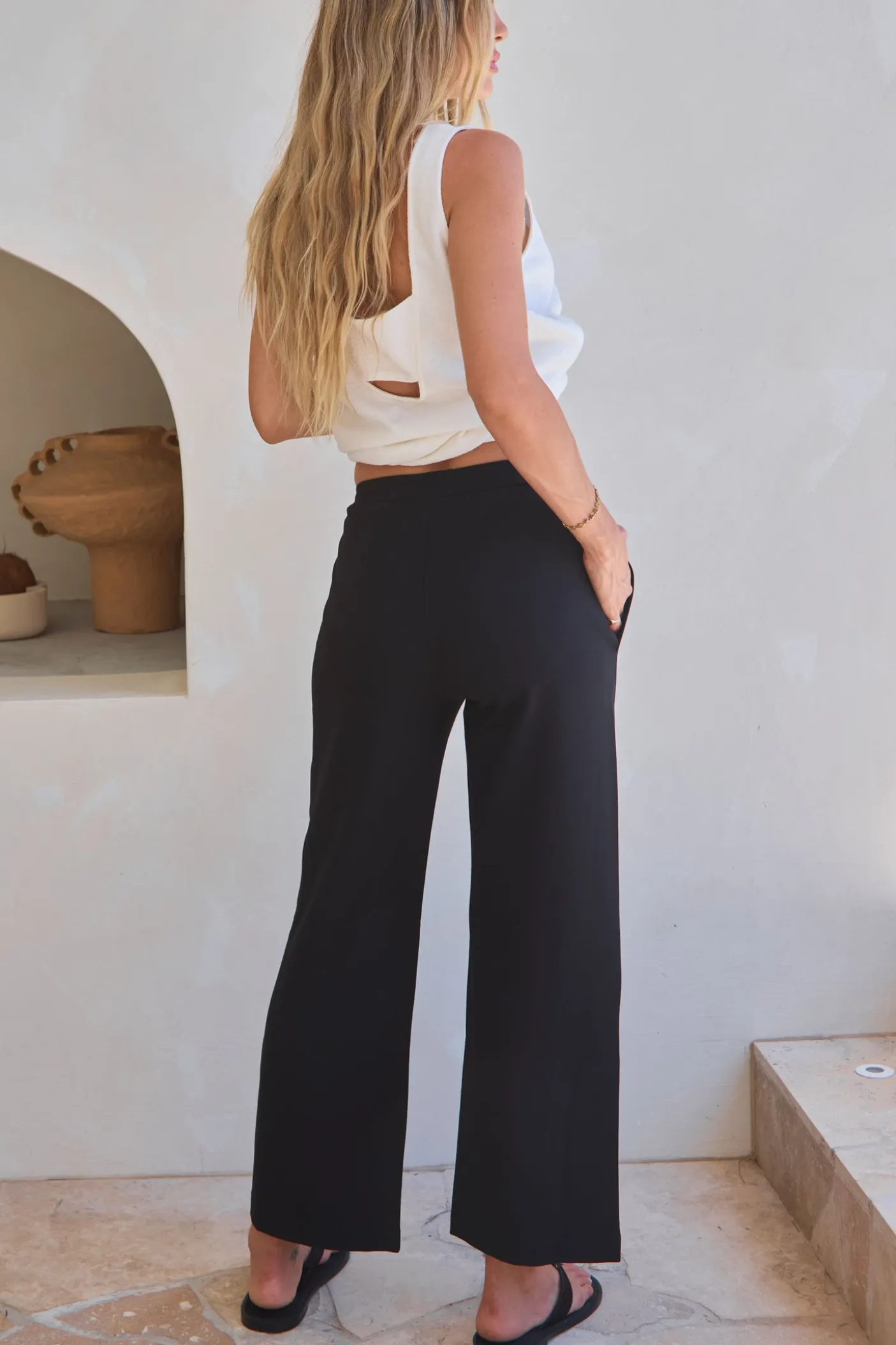 High Road Cropped Pant - Black