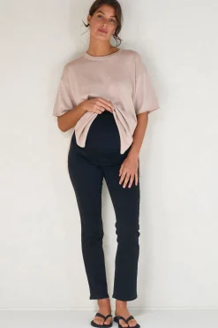 In Step Slim Straight Jean - Black