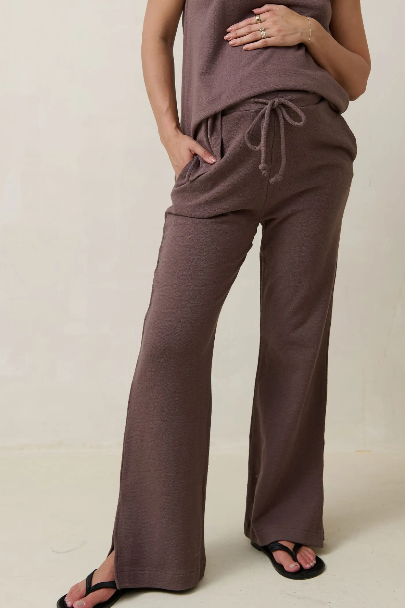 Kindred Split Pants - Ash Brown