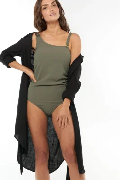 Salt Island One Piece *