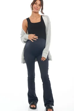 The Distance Rib Flare Legging*