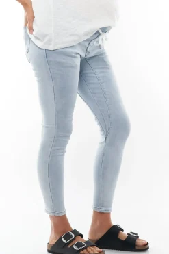 Walk This Way Jogger*