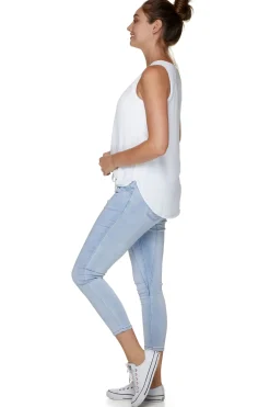 Walk This Way Jogger*